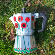 Charger l'image dans la galerie, Cafetière italienne redécorée à la main Coquelicots