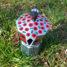 Charger l'image dans la galerie, Cafetière italienne redécorée à la main Coquelicots