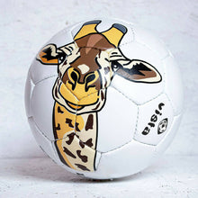 Charger l'image dans la galerie, Ballon de football pour enfant Animaux | Upcyclé