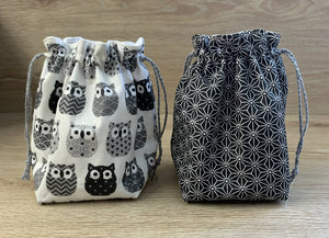 Pochette imperméable pour savon ou shampoing solide