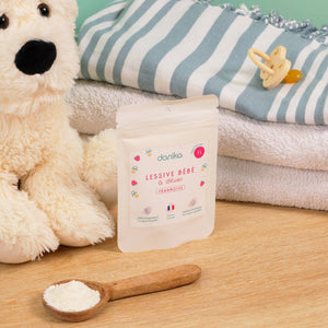 Eco-recharge lessive bébé framboise
