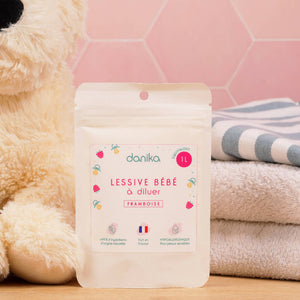 Eco-recharge lessive bébé framboise