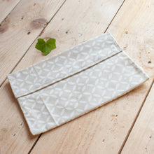 Charger l&#39;image dans la galerie, Pochette de transport à encas | Oeko-Tex