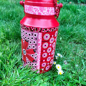 Pot à lait entiérement décoré à la main