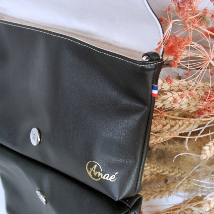 Pochette Vegan et fait main en France