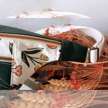 Charger l&#39;image dans la galerie, La Banane en cuir Vegan et tissu Bio | Artisanale Faite main